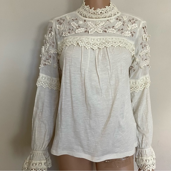Women's ANTHROPOLOGIE Ivory JEMMA Cream CROCHET LACE Romantic BLOUSE XS - Picture 2 of 6